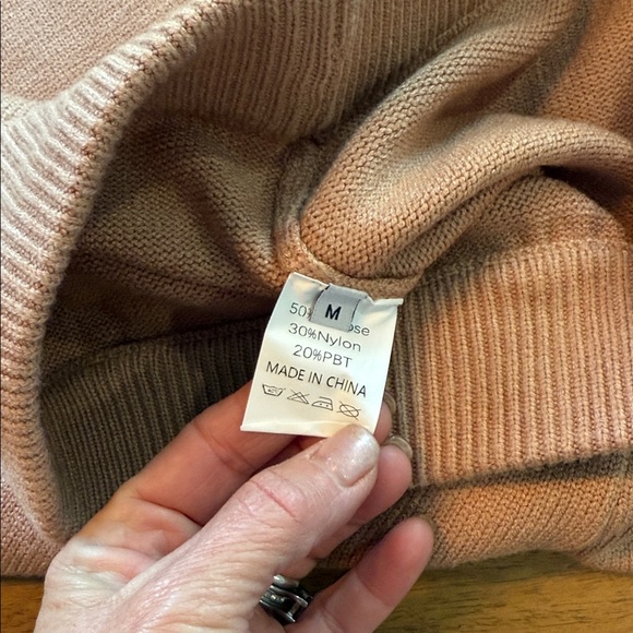 Women's Tan Knit Sweater and Pants Set - Picture 9 of 10